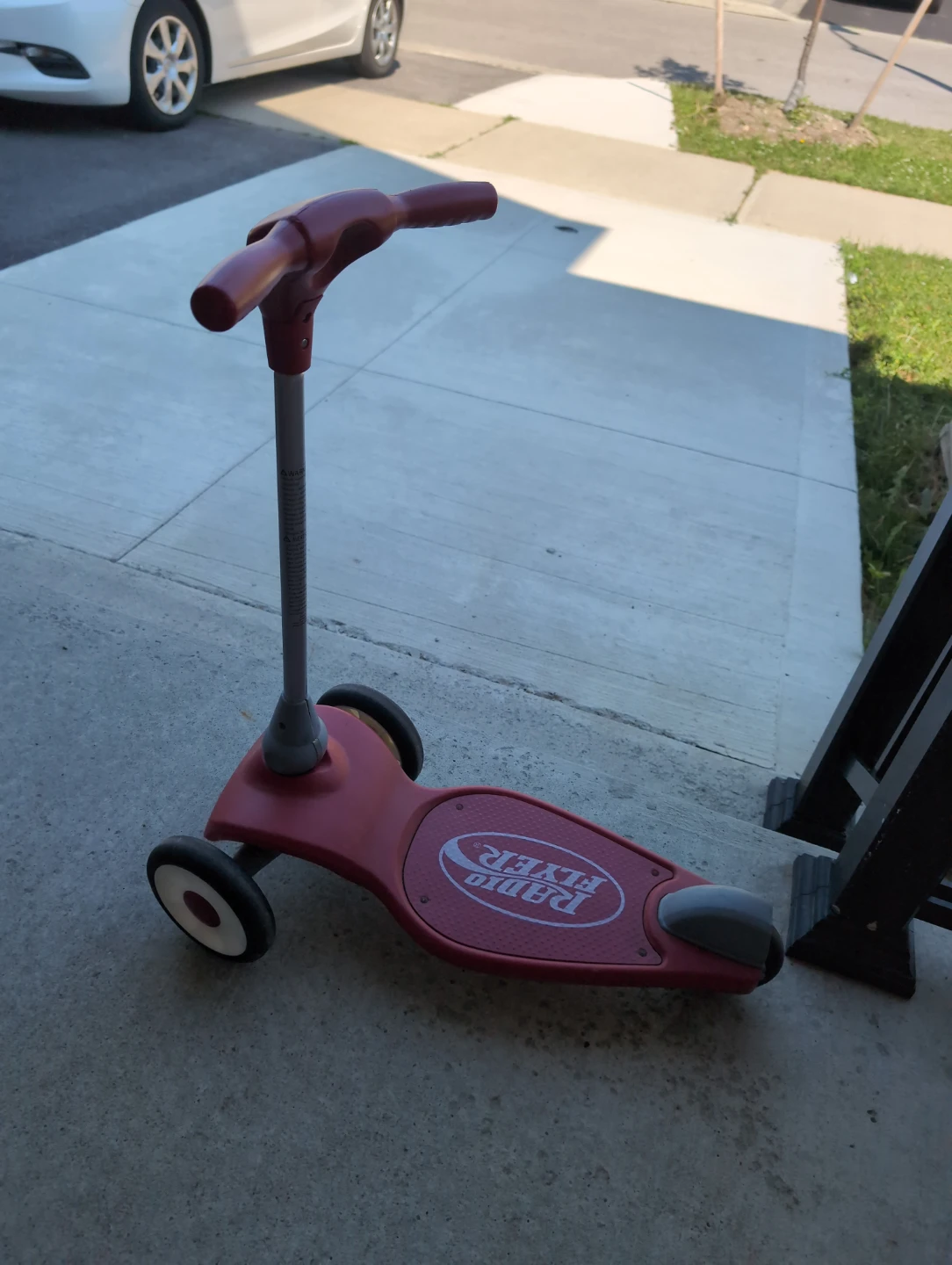 Radio Flyer Red Scooter