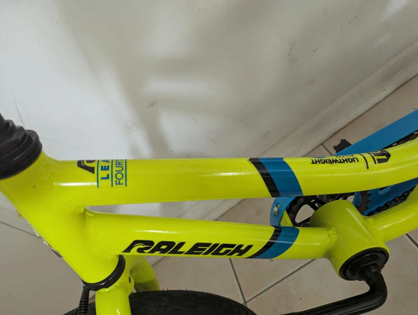 Raleigh Leap Fourteen Kids Bike - photo 3