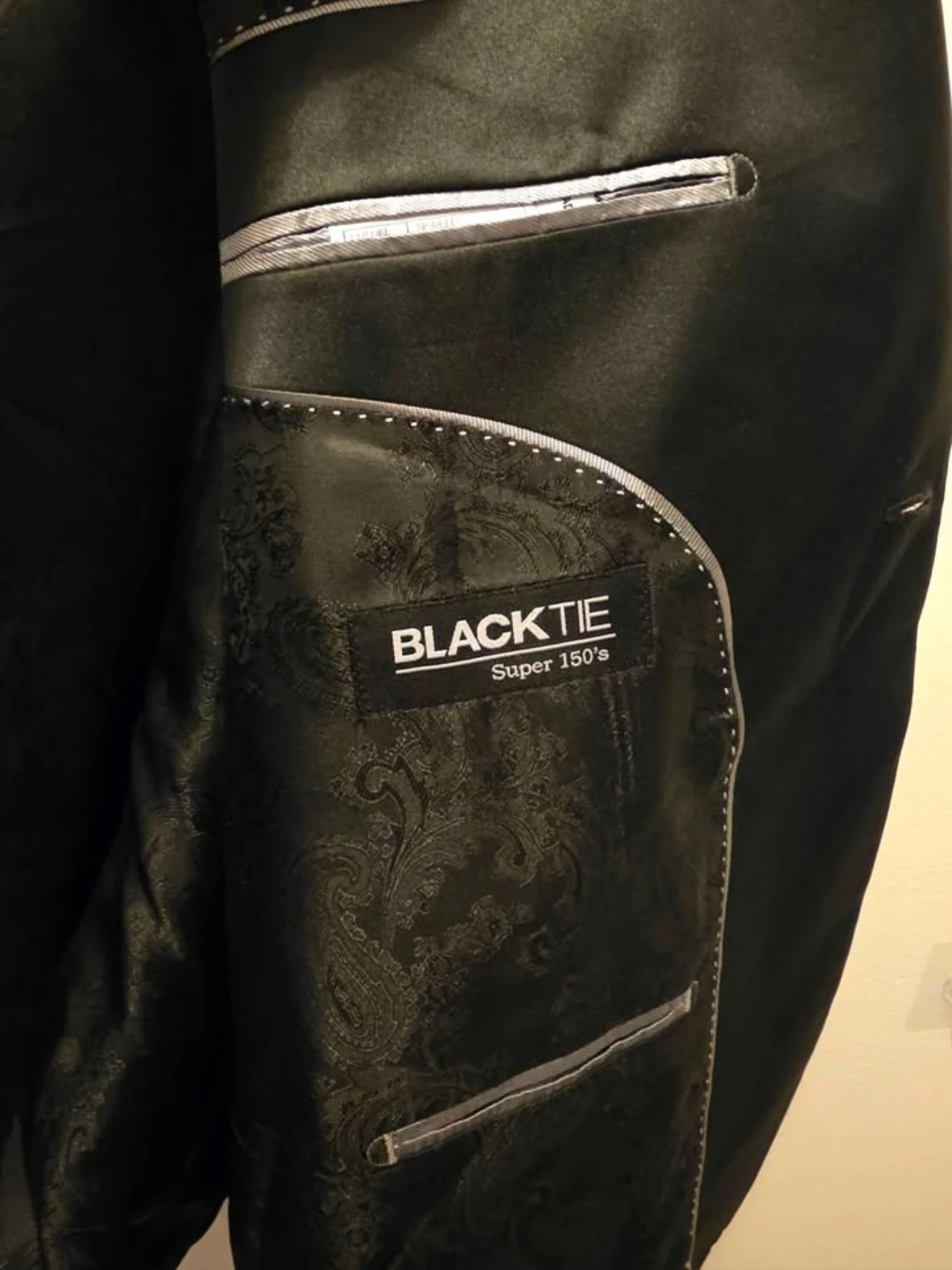 Black Tie Super 150's Wool Blend Suit Jacket size 54R - photo 2