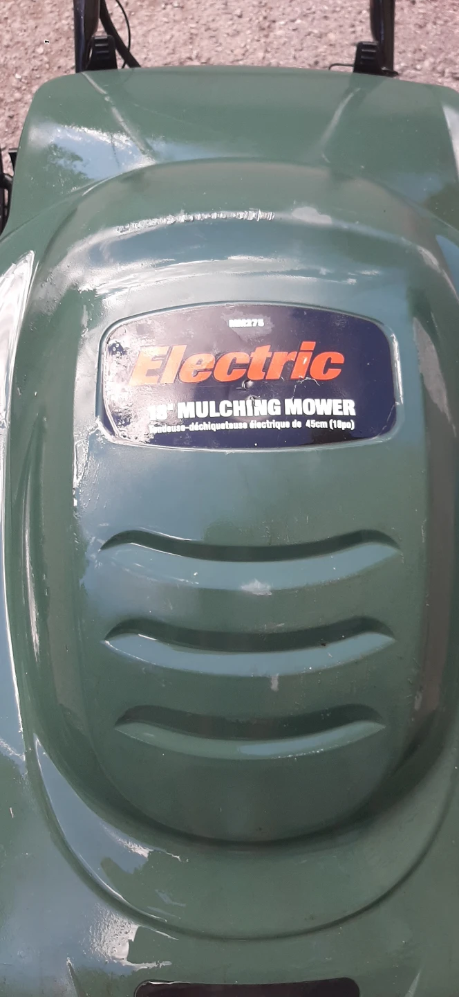 Black & Decker 18" Electric Mulching Mower - photo 3