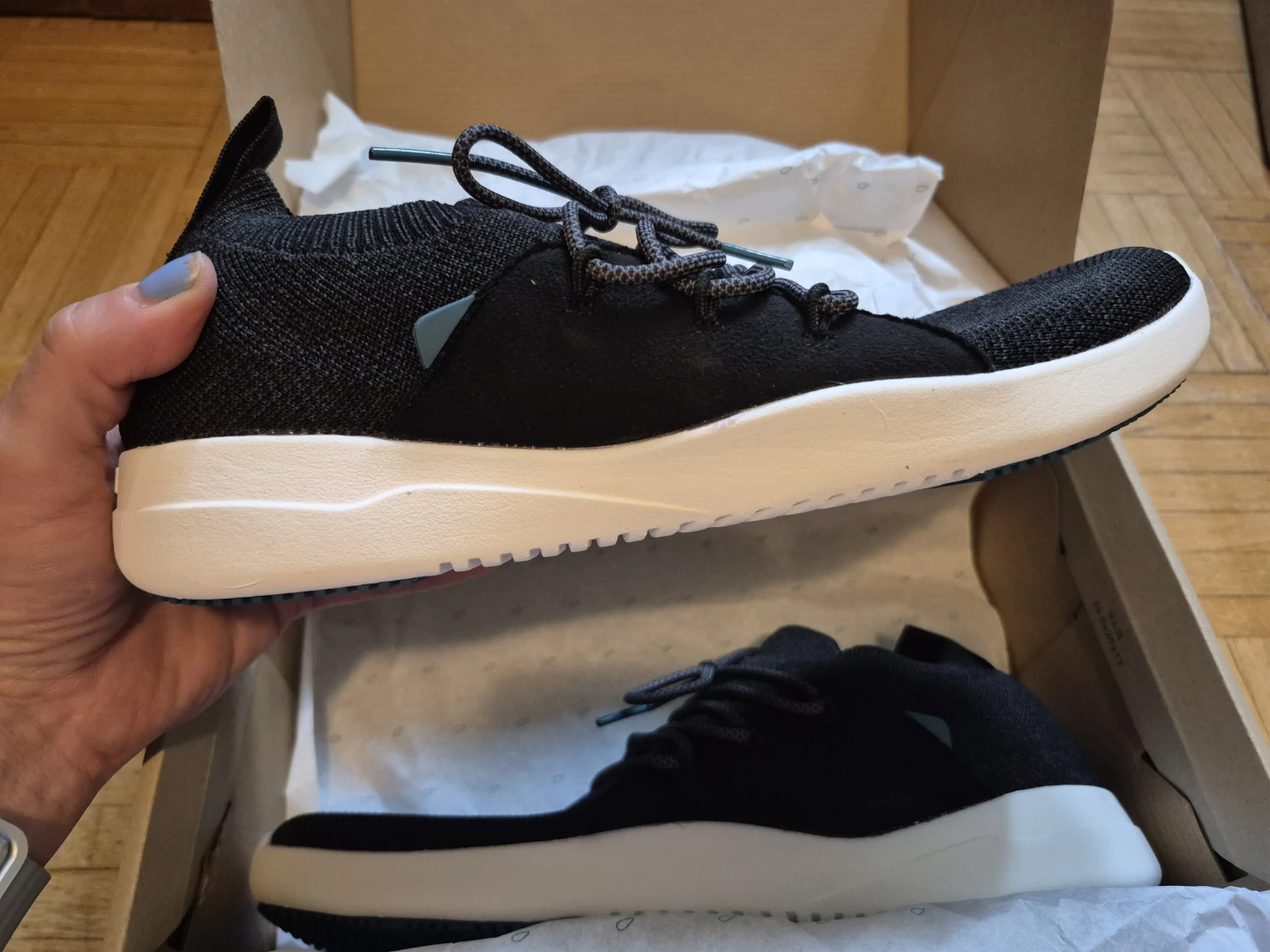 Never-worn Women's Size 10 Vessi Cityscape Classic Sneakers