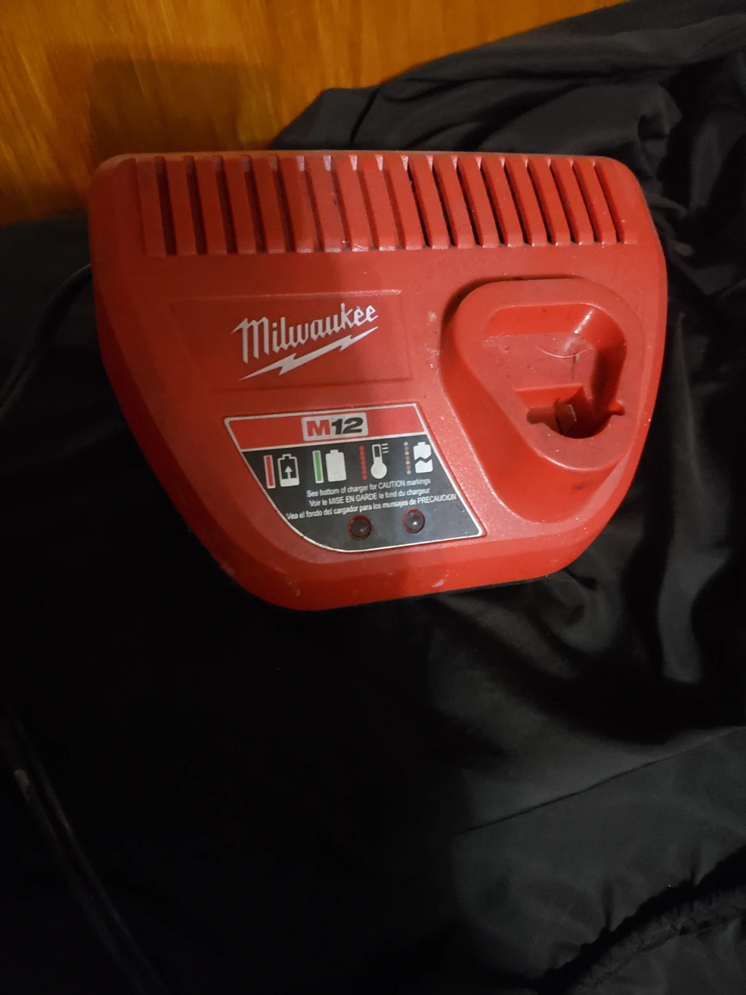 Milwaukee M12 Rapid Charger
