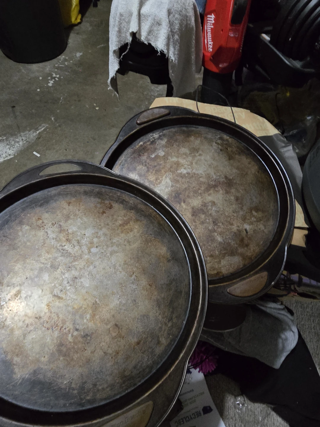 Two Round Griddle Pans
