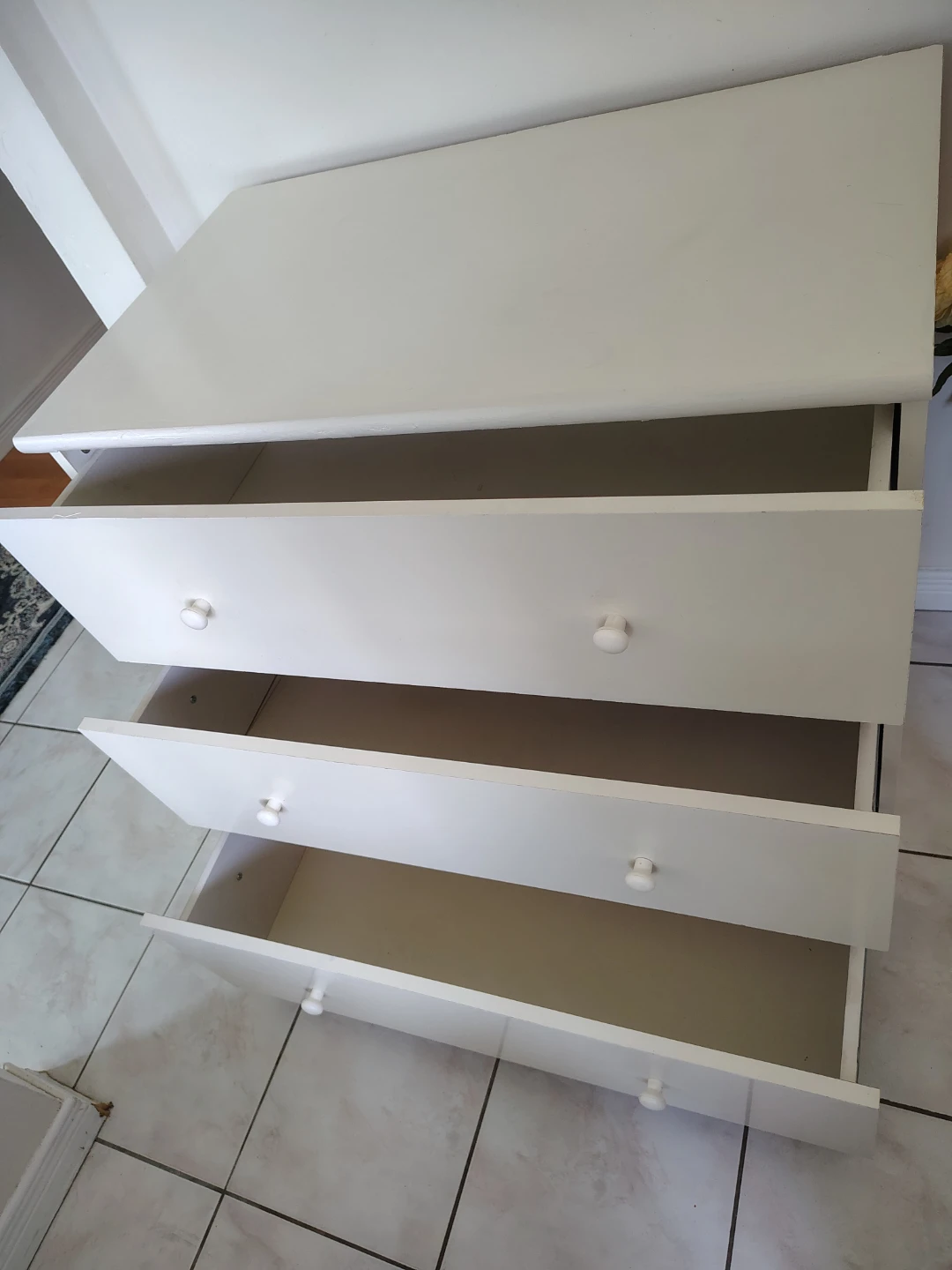 White 3-Drawer Dresser - photo 3