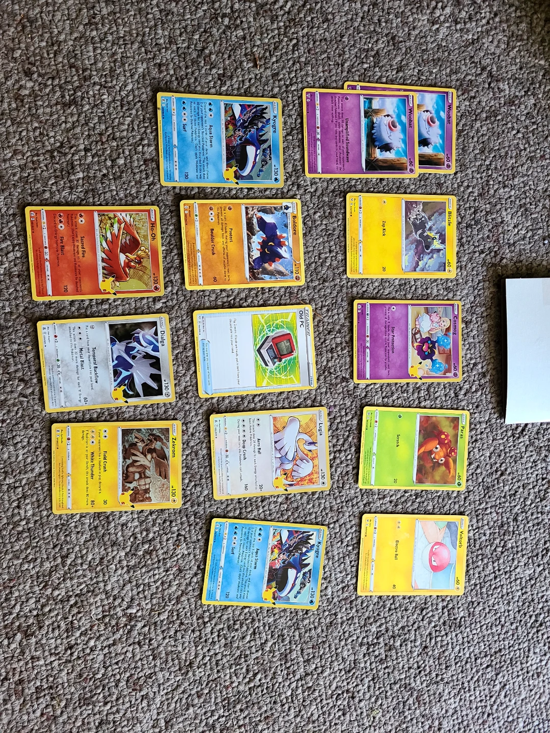 Pokémon Trading Cards Pack - photo 2