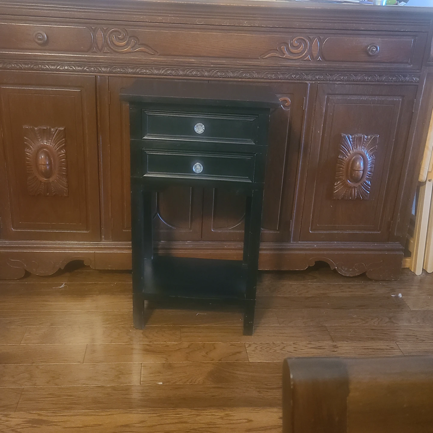 Nightstand - photo 2
