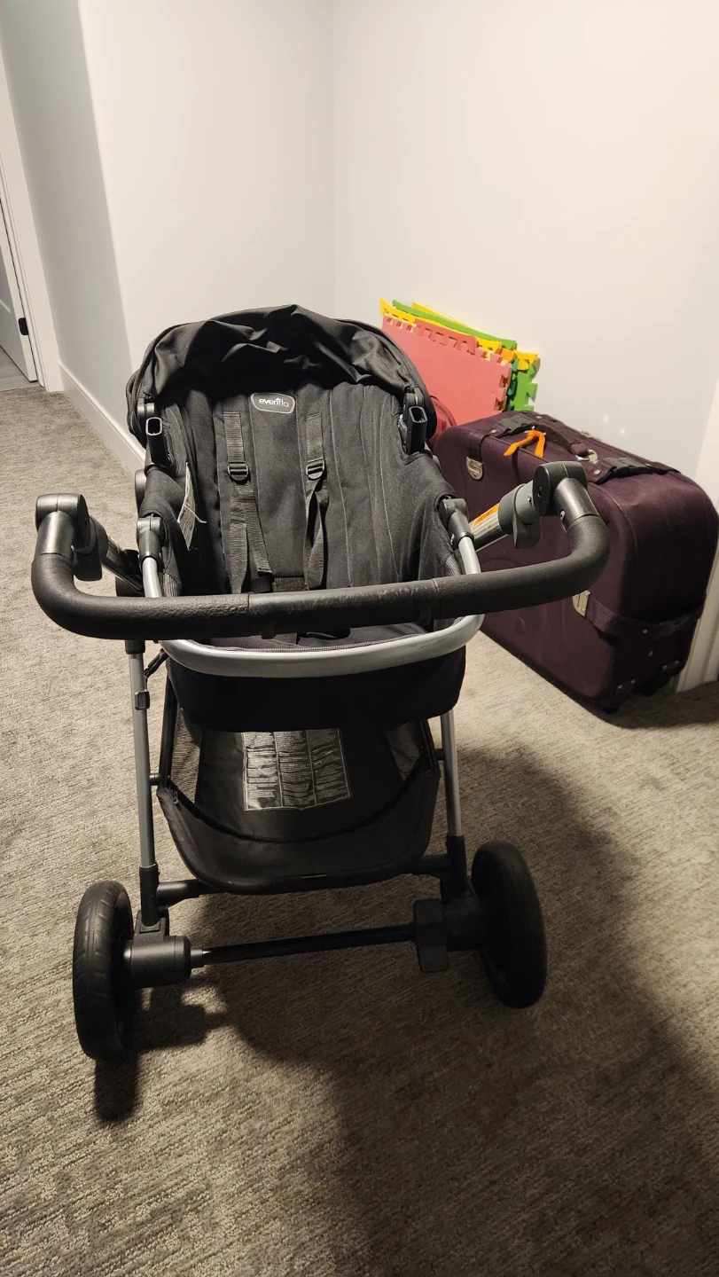 Evenflo Stroller - photo 4