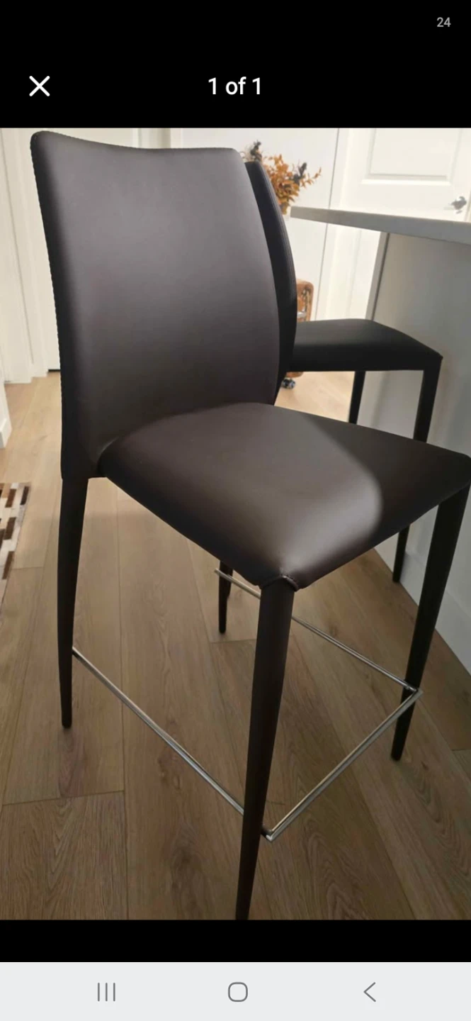 WOW 80% OFF.... STRUCTUBE LEATHER COUNTER HEIGHT STOOLS