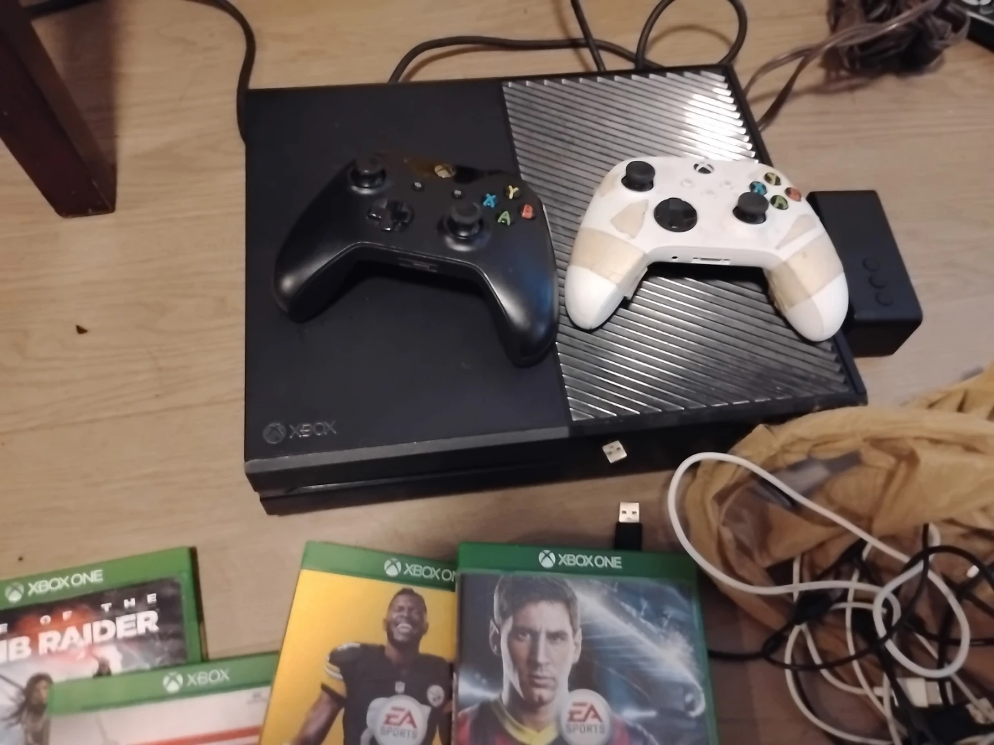 Xbox One Console with 7 Games and Controllers