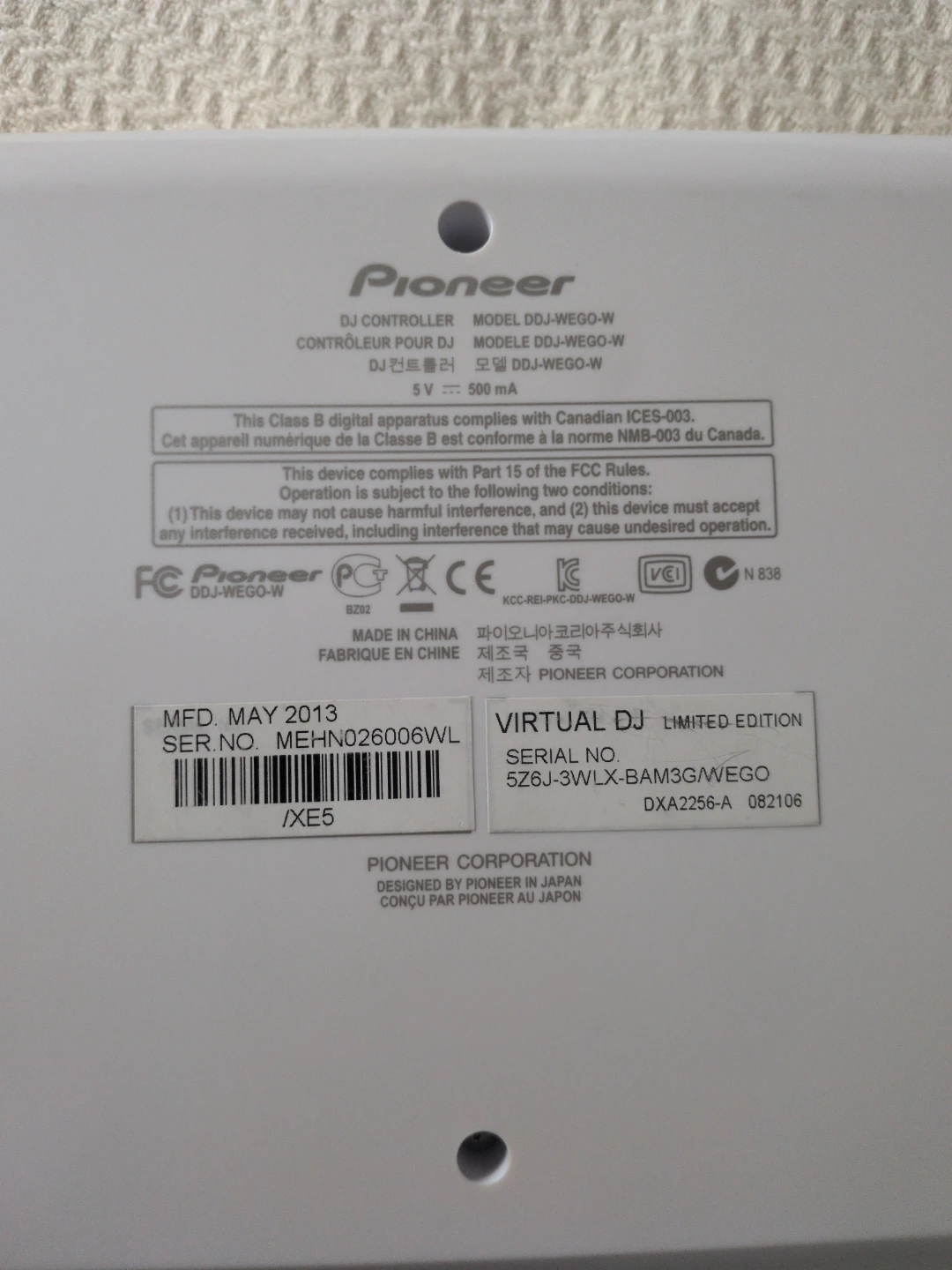 Pioneer DDJ-WeGO-W DJ Controller - photo 2