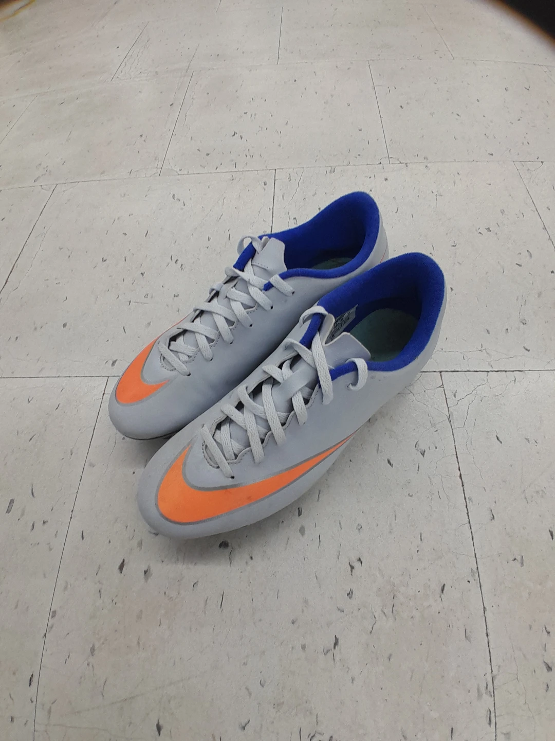 Nike Mercurial Soccer Cleats Men's Size 9.5 - photo 2