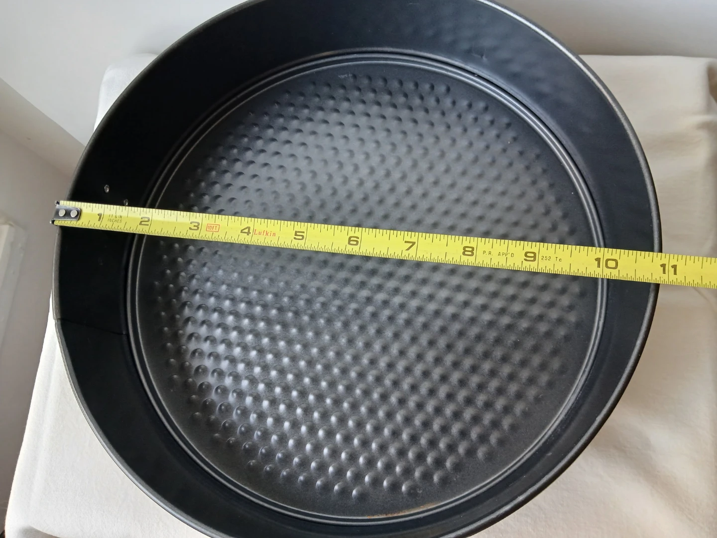 3 Springform Pan Set. Size in pics. FIRM PRICE. - photo 4