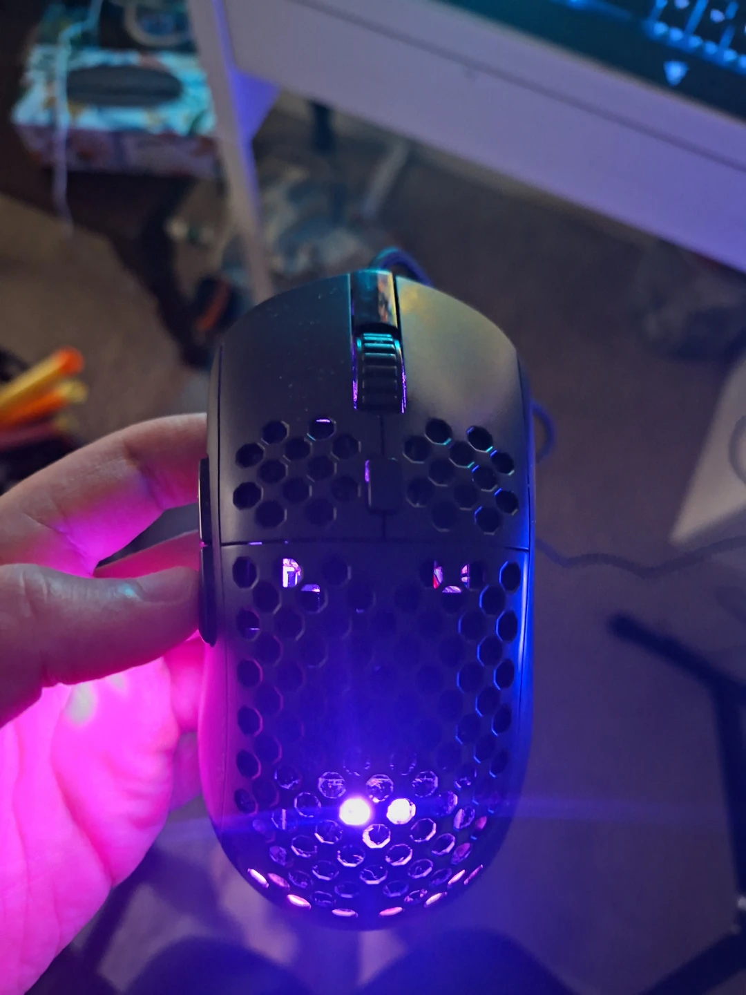RBG gaming mouse. Chat with me for more info - photo 3