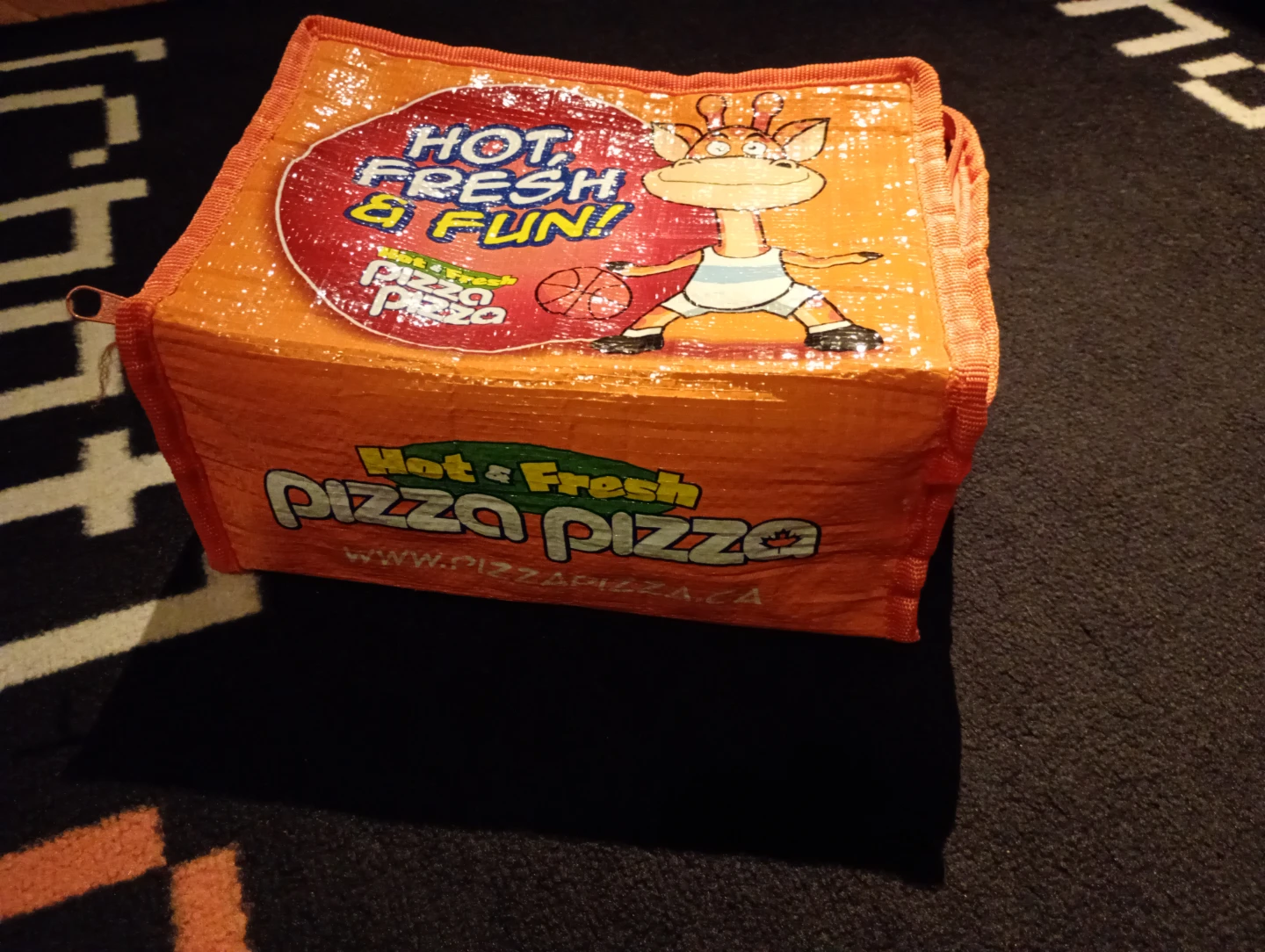 Pizza Pizza Insulated Lunch Bag - photo 3