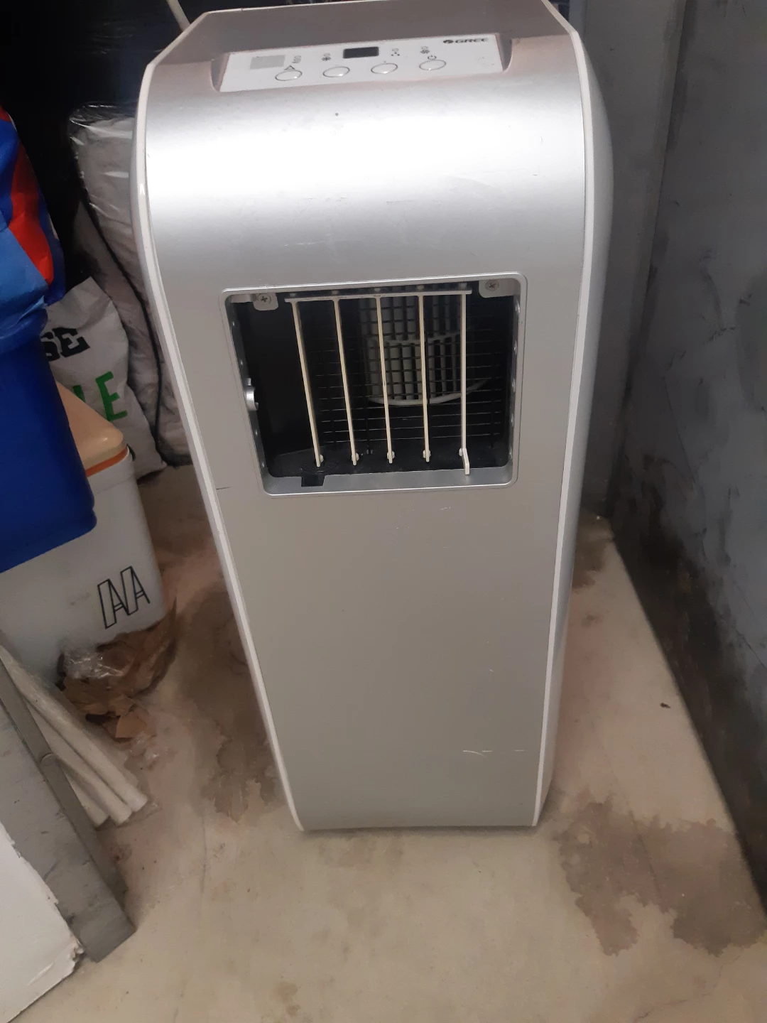Gree Portable Air Conditioner - photo 2