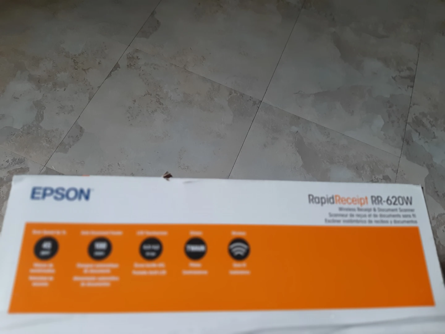 Epson RapidReceipt RR-620W Wireless Receipt & Document Scanner - photo 3