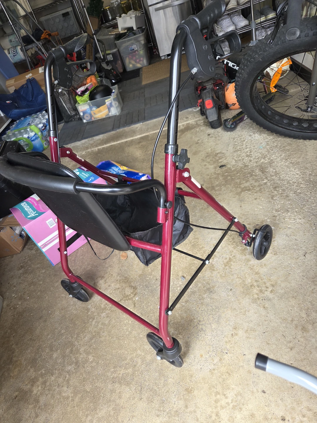 Medline Rolling Walker - photo 3