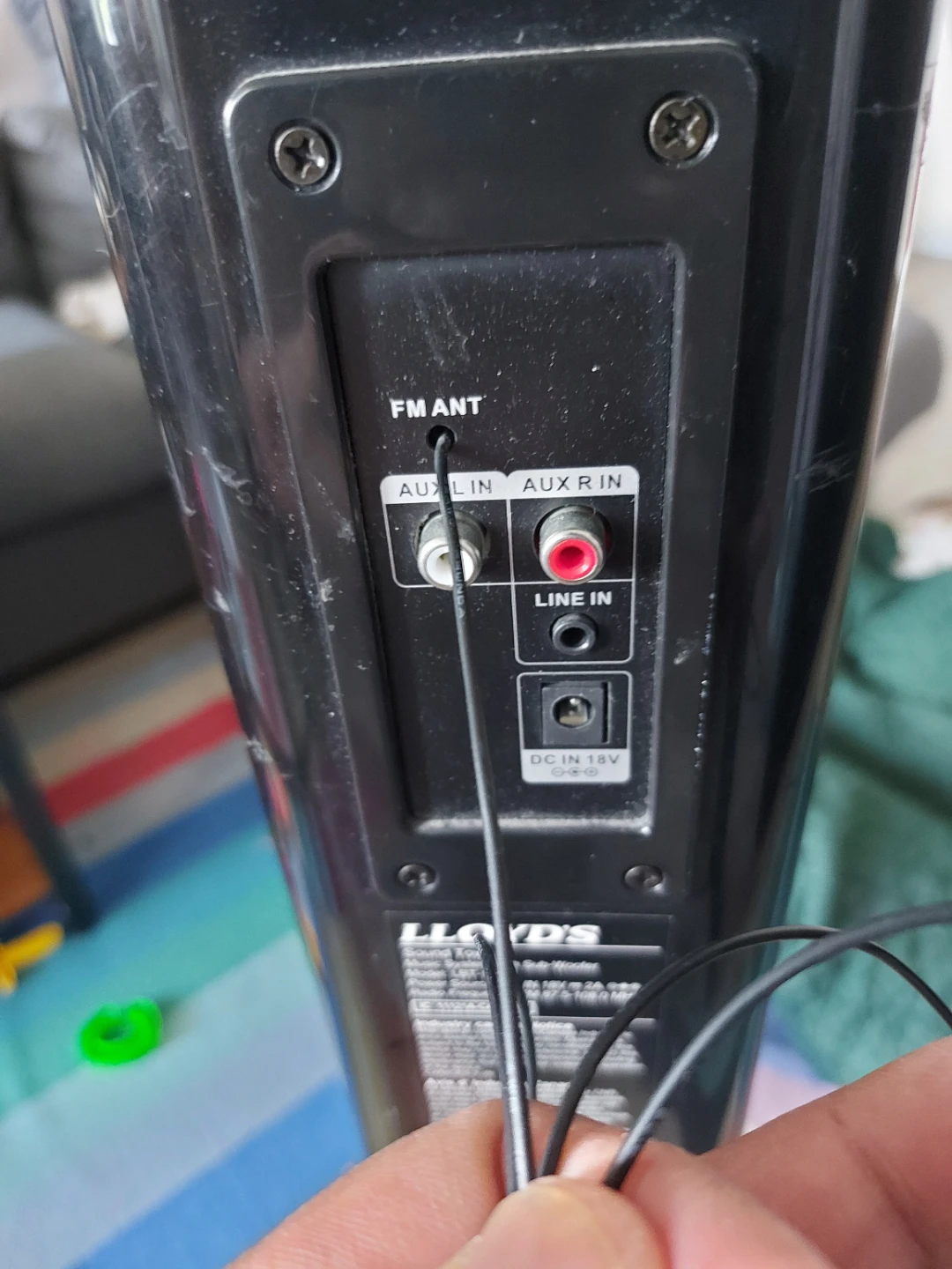 Lloyd's LBT-120 Sound Tower Music System - photo 5
