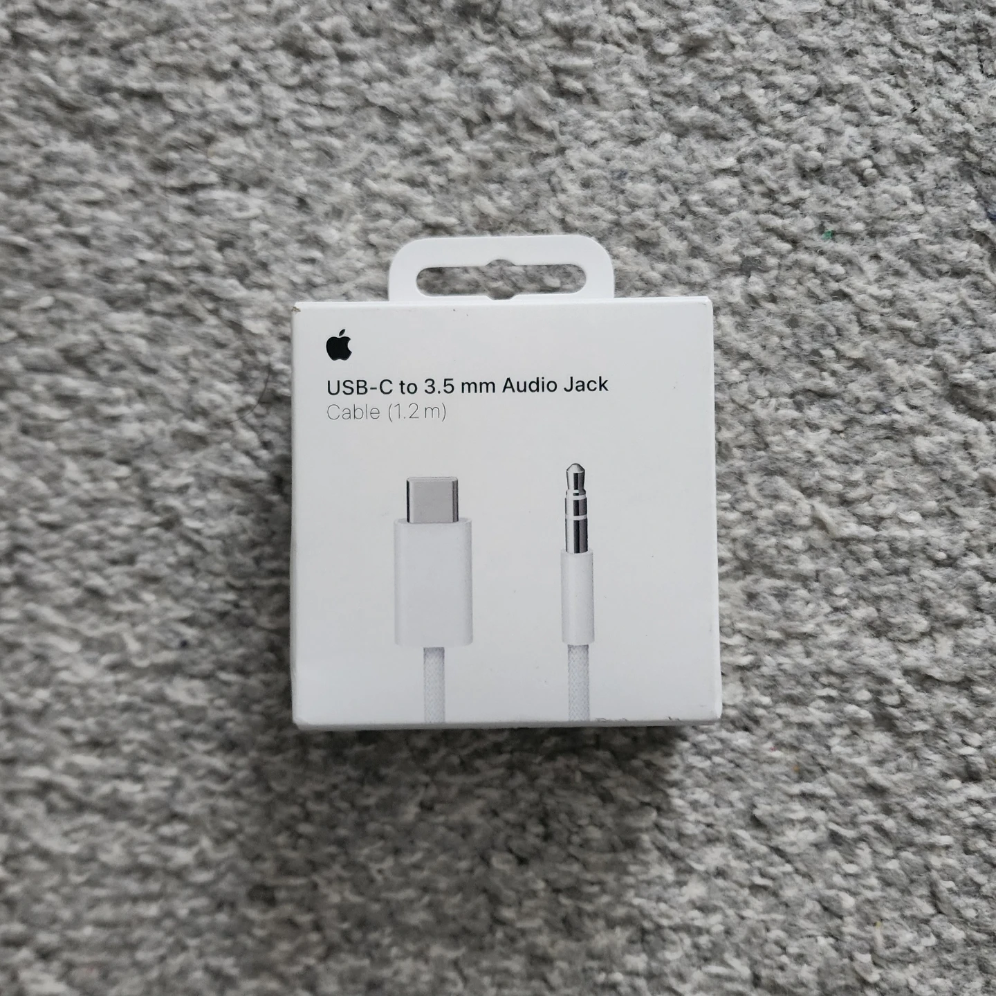 Apple USB-C to 3.5 mm Audio Jack Cable (1.2 m) - BRAND NEW