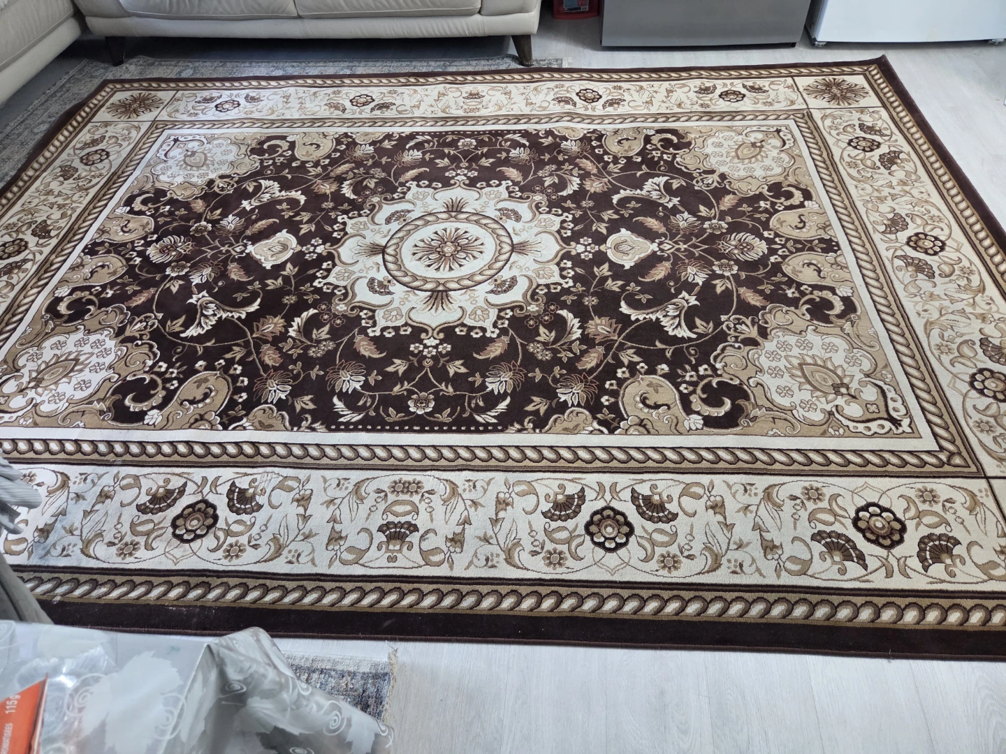 Area rug 8 × 11 - photo 3