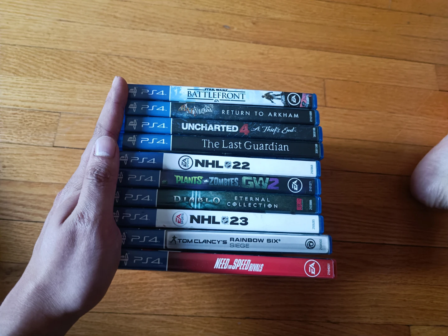 PS4 Video Game Bundle 2 controller - photo 2