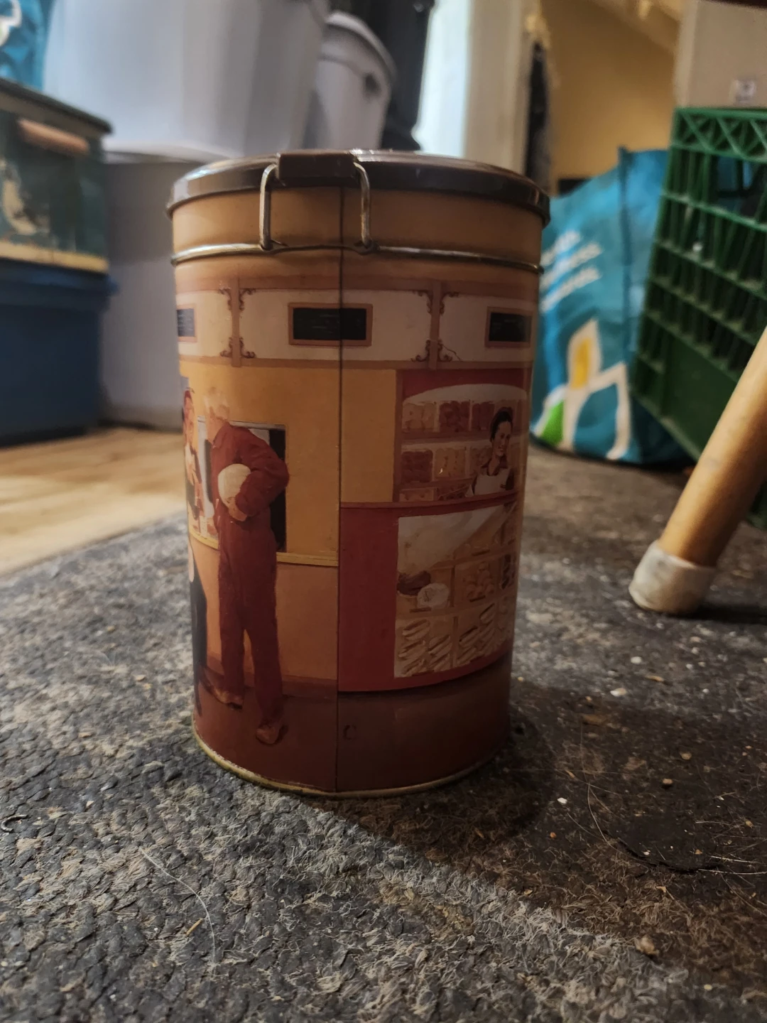 Vintage Tim Hortons Coffee Tin - photo 2