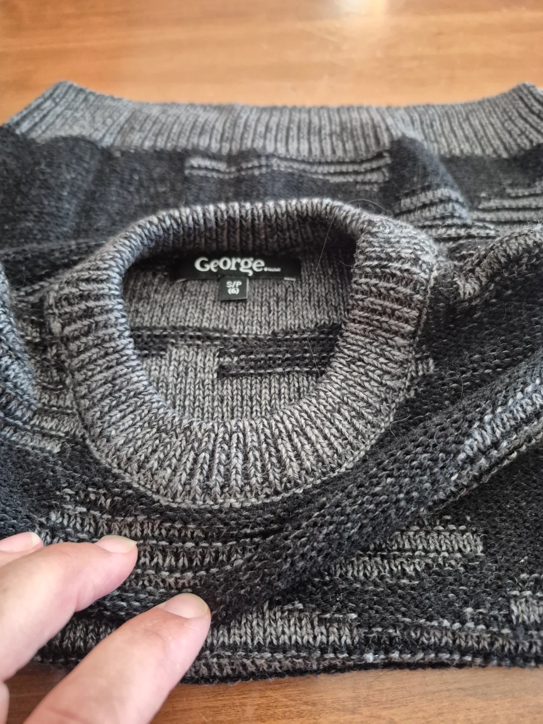 George Boys Camo Sweater - photo 3