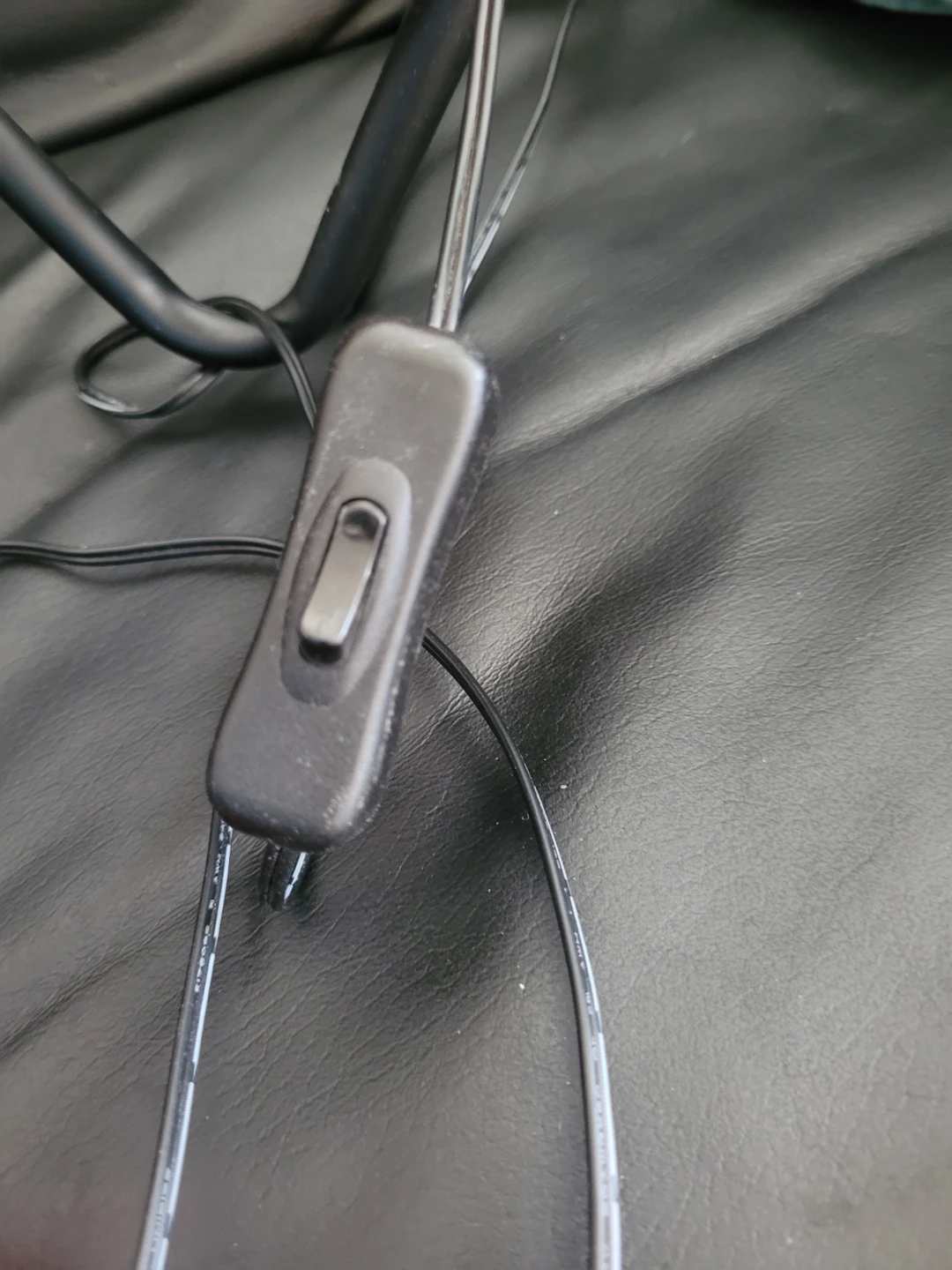 Adjustable IKEA LED Desk Lamp - photo 5