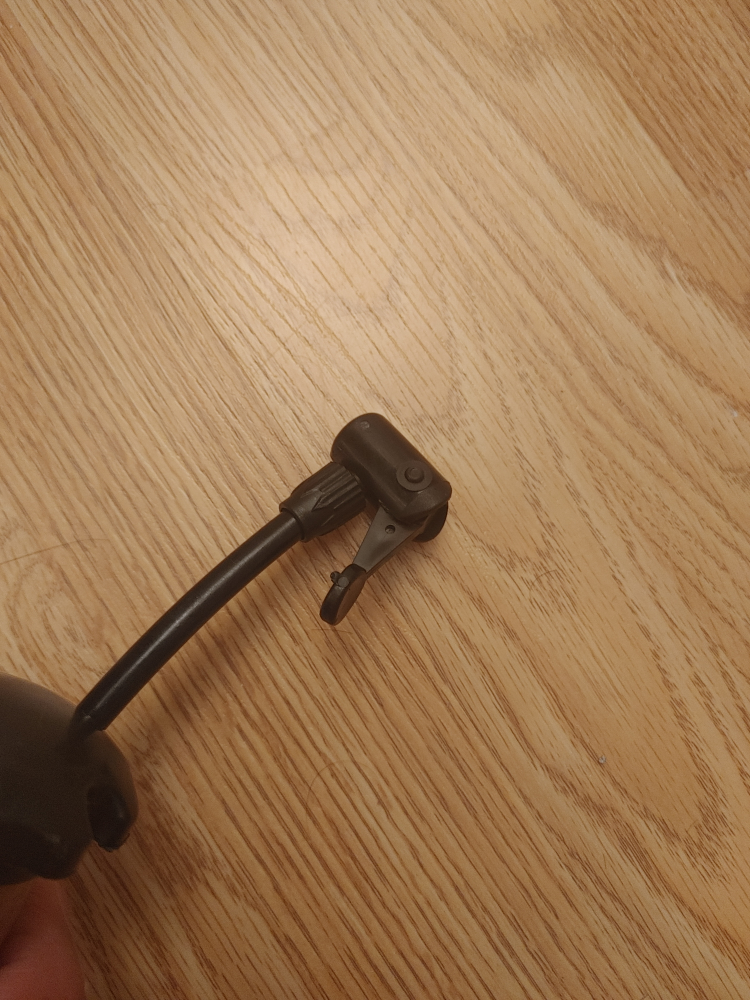 Portable Bicycle Pump - photo 2