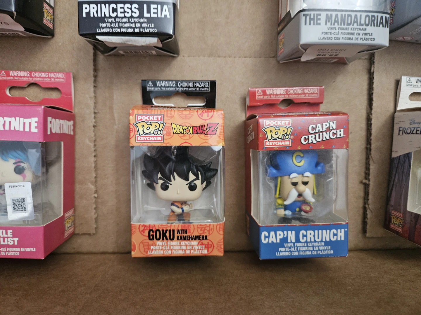 Funko Pop! Keychain Bundle (Fortnite, Star Wars, etc.) - photo 5