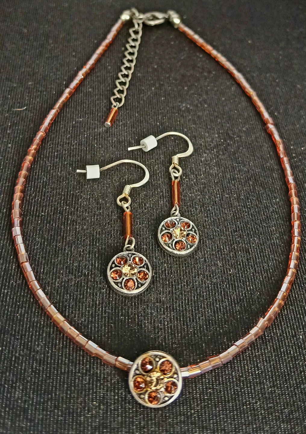Beaded Necklace and Earrings Set - photo 2