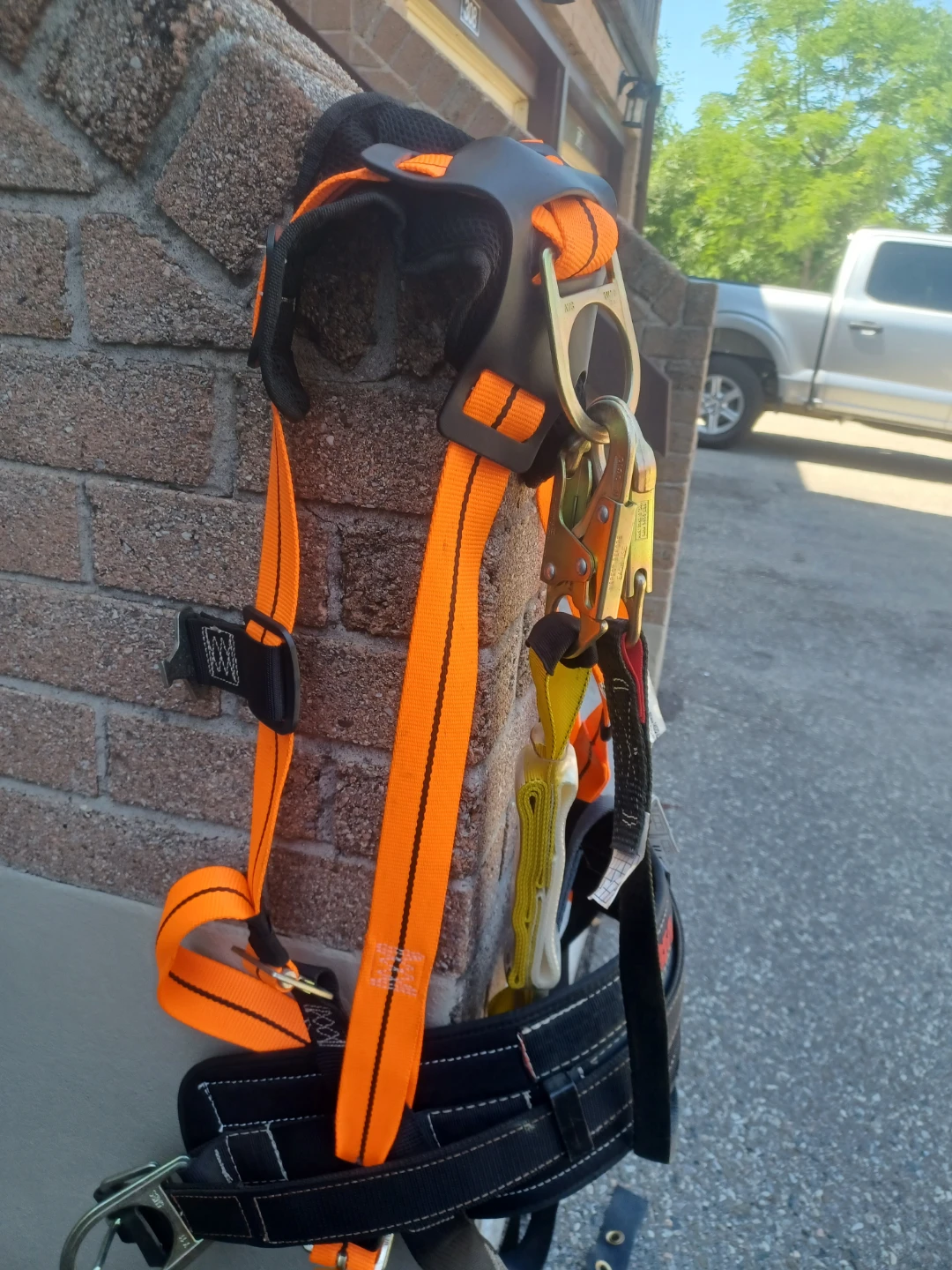 Brand new Full body harness - less than 1/2  $