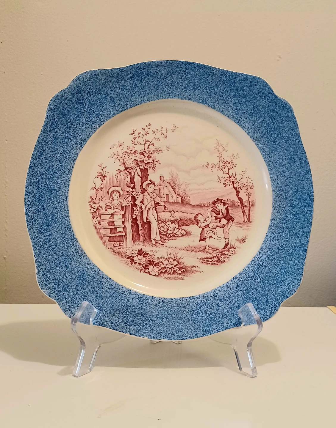 Vtg Ceramic Decorative Scalloped Plate