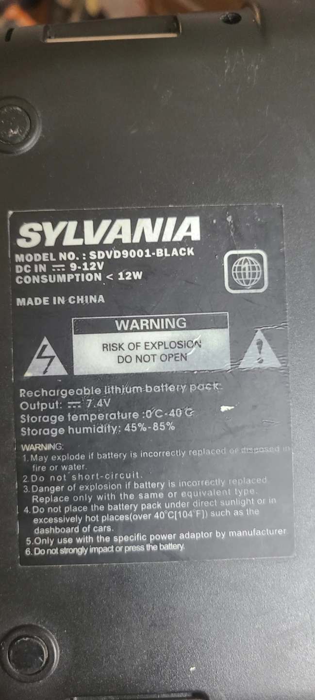 Sylvania SDVD9001 9" Portable DVD Player Swivel-screen Media CD - photo 3