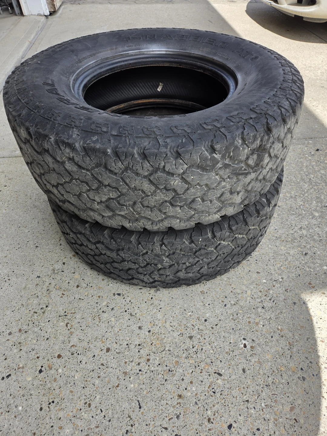 General Grabber AT2 Tires LT265/75R16 (Set of 2)