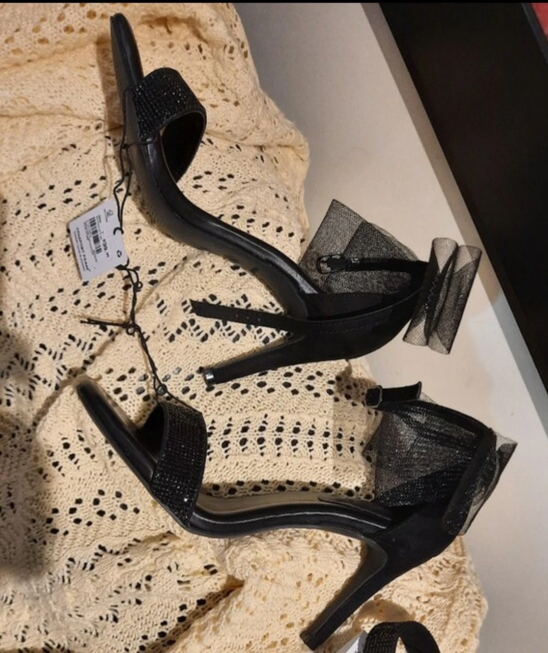 NWT Black Embellished Bow Stiletto Sandals heels W/Tulle - photo 2