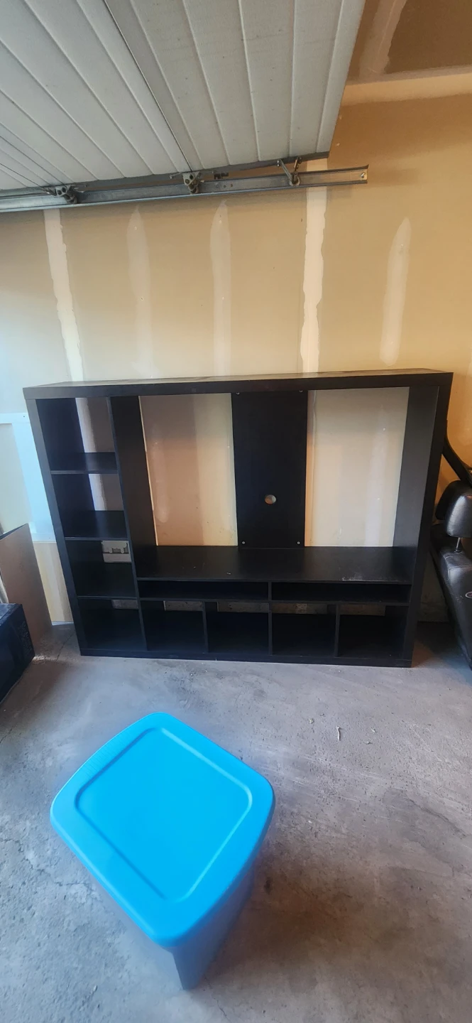 Black Entertainment Unit / Media Console