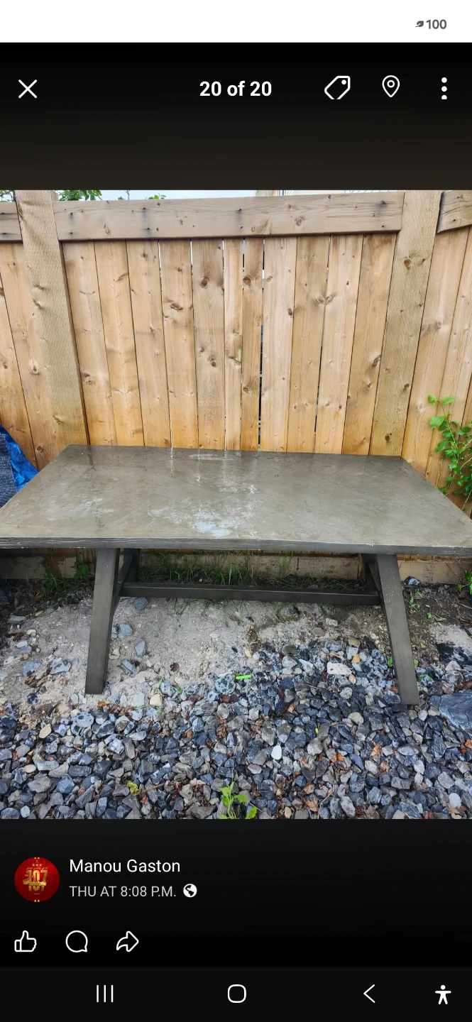 Outdoor Table(BEED IT GONE ASAP)