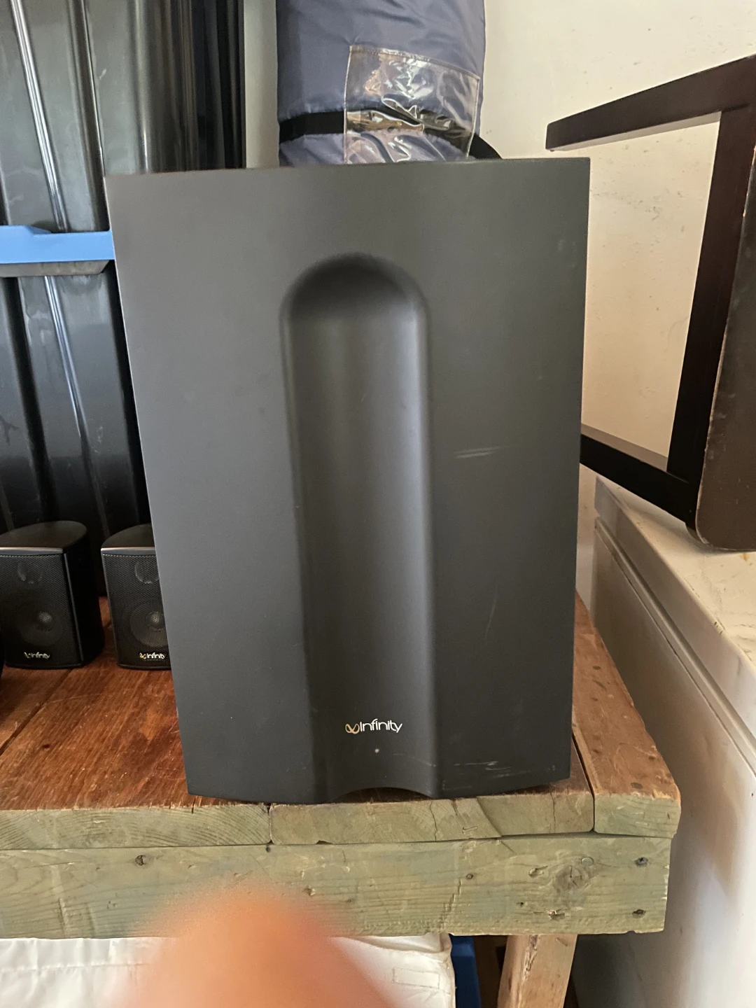 Infinity speaker