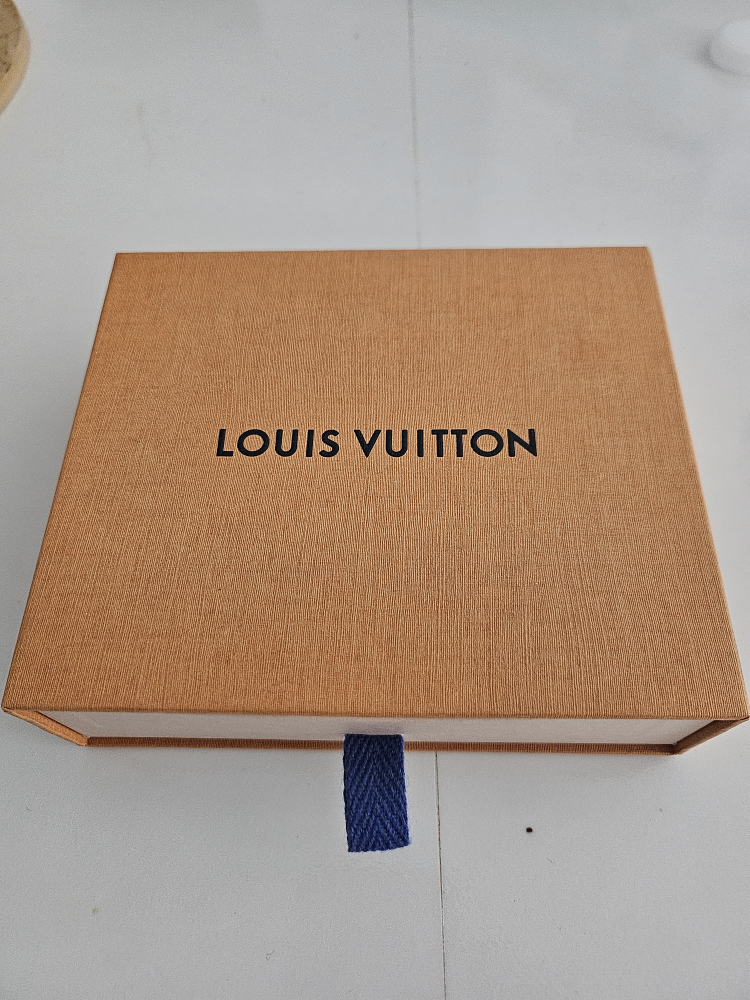 Louis Vuitton 6-Key Holder Monogram