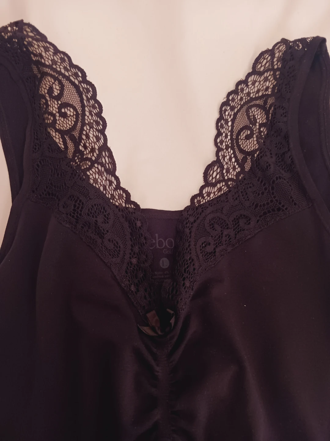 New !! Lebody Sculpting Black Lace Trim Body Shaping Camisole - photo 2