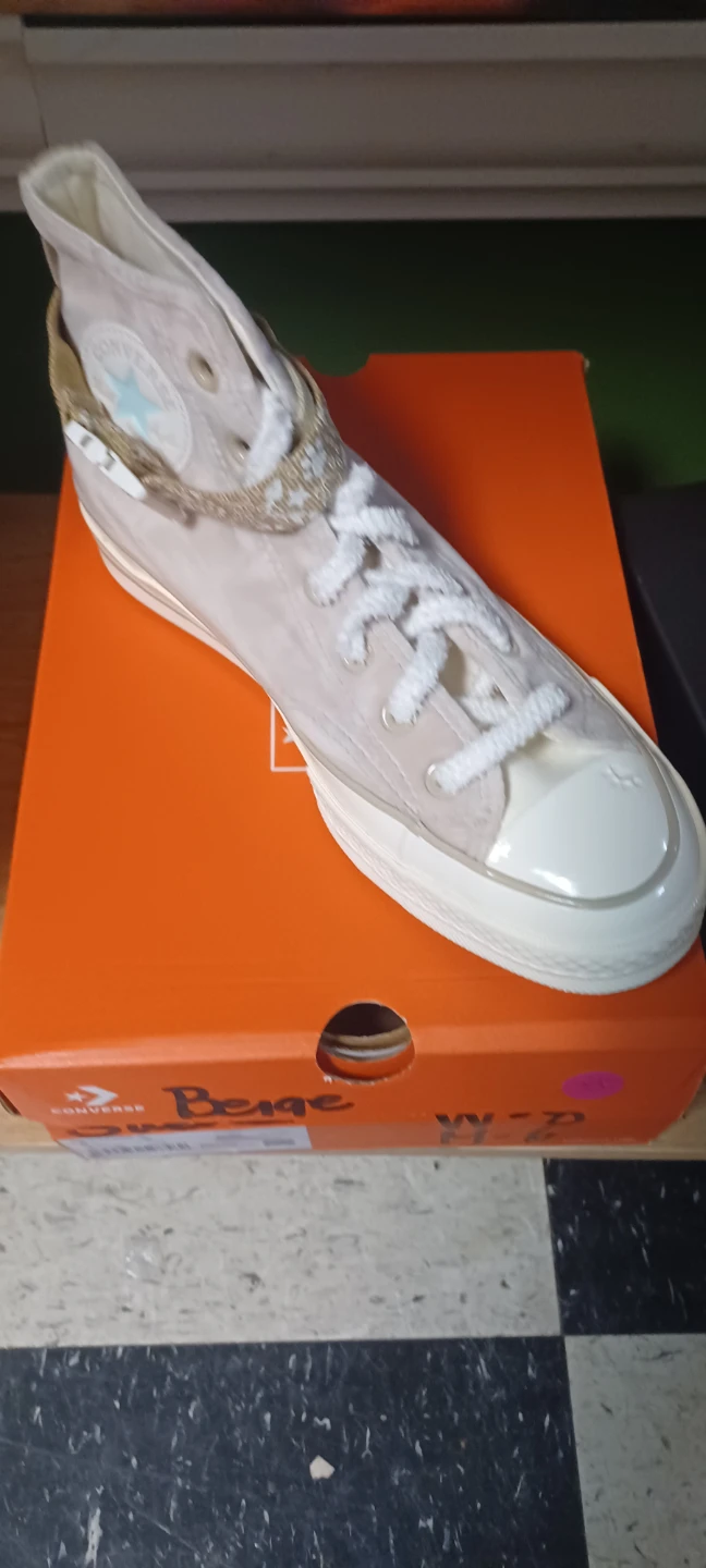 Converse High Top Sneakers - Anne Klein size 8
