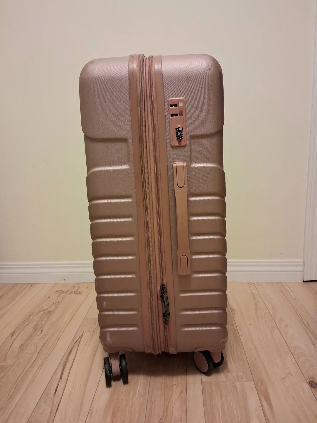 Rose Gold Hardside Spinner Luggage - photo 2