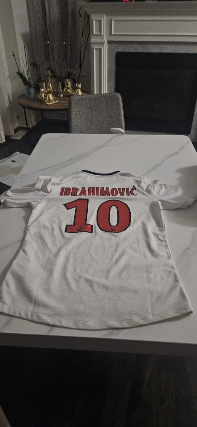 Paris Saint-Germain Ibrahimovic 10 Jersey - photo 5