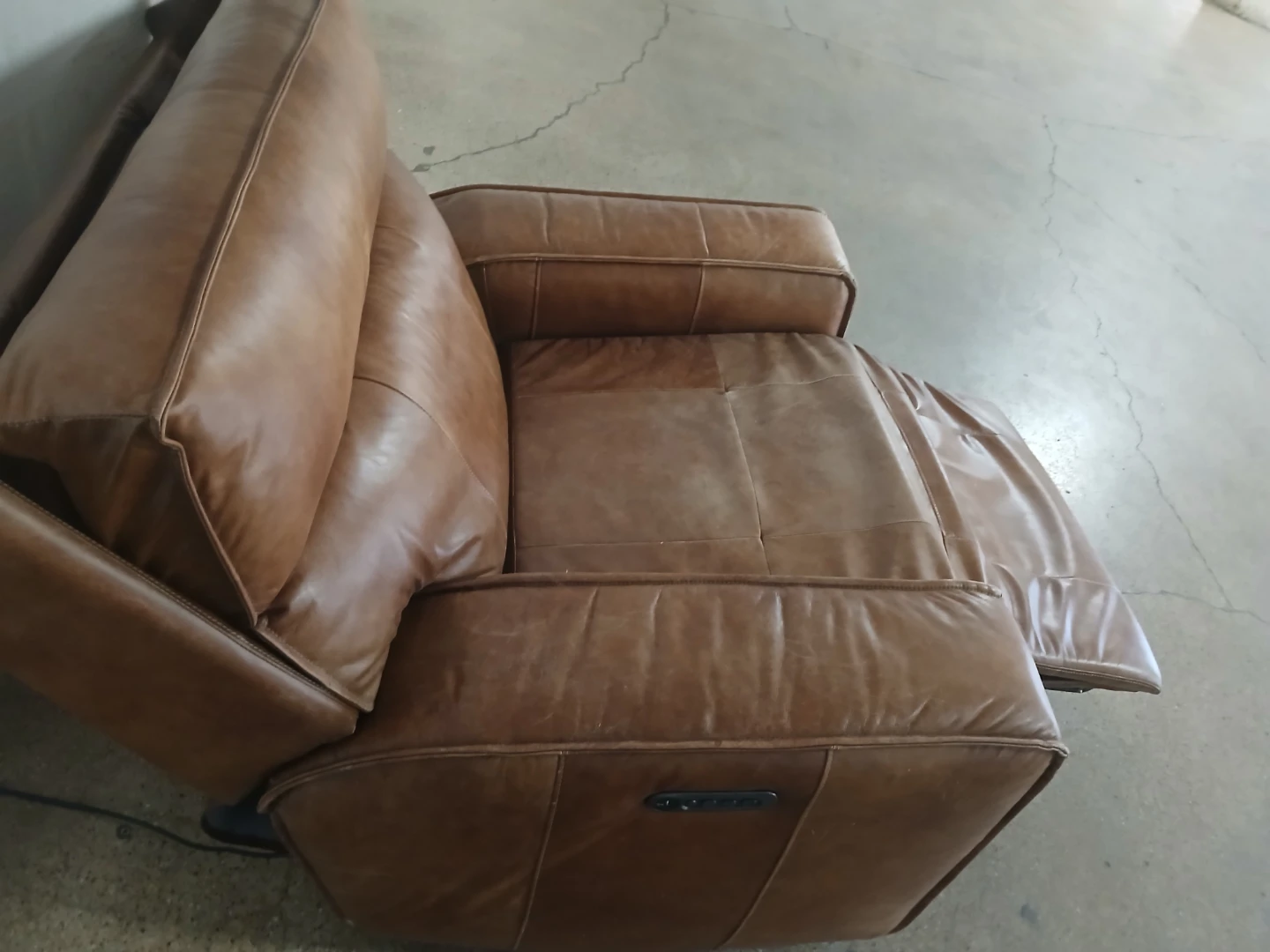 2 Recliners leder good condition
