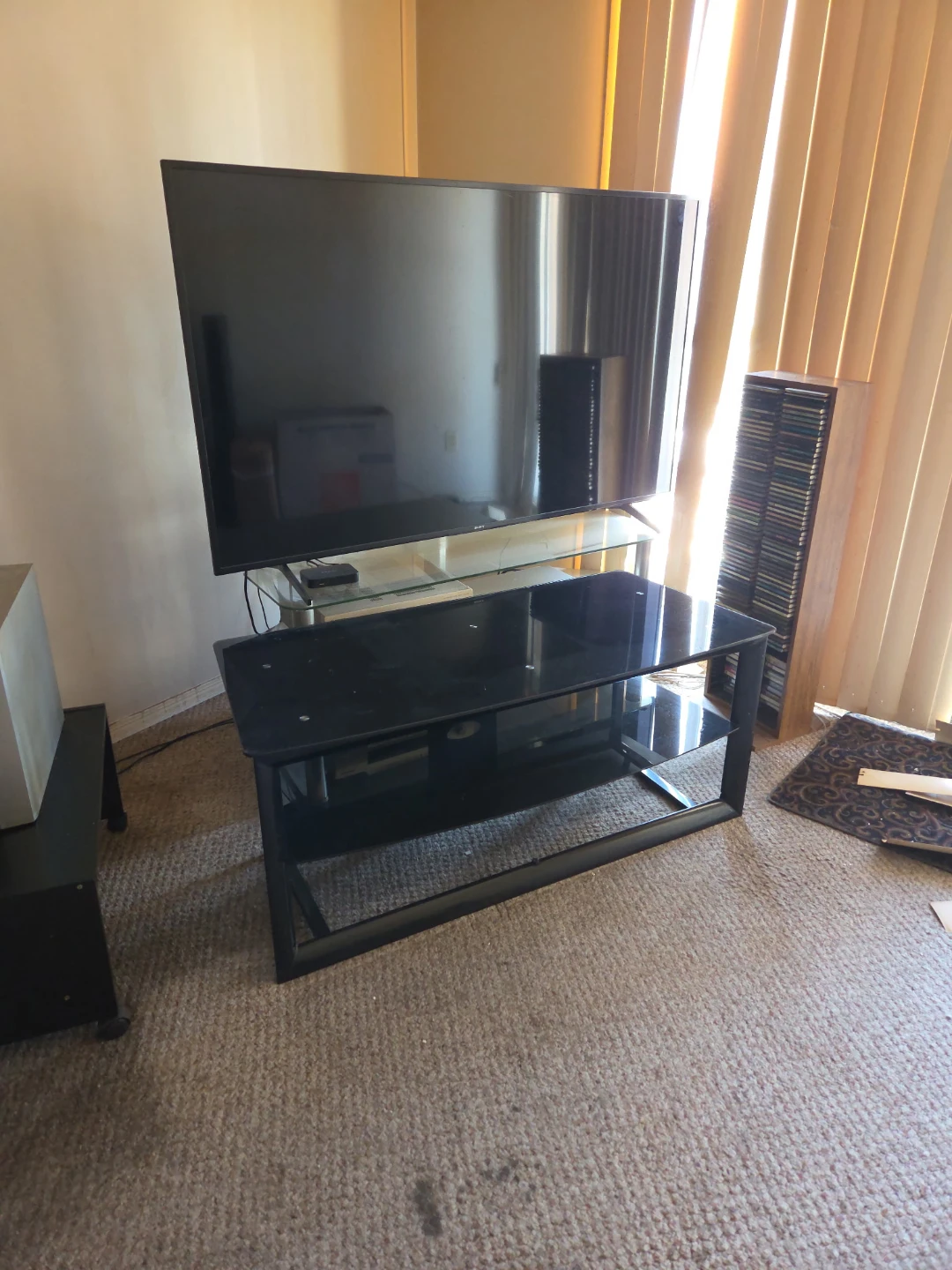 Pioneer and Sony set up with 5 surrounding sound speakers. - photo 5