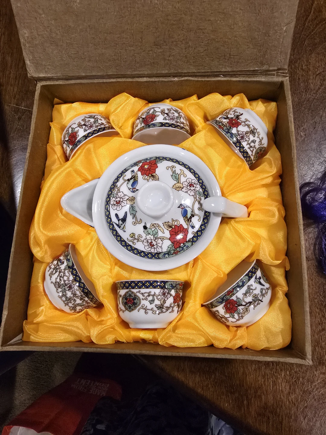 Miniature tea and Cup Set with Floral Design