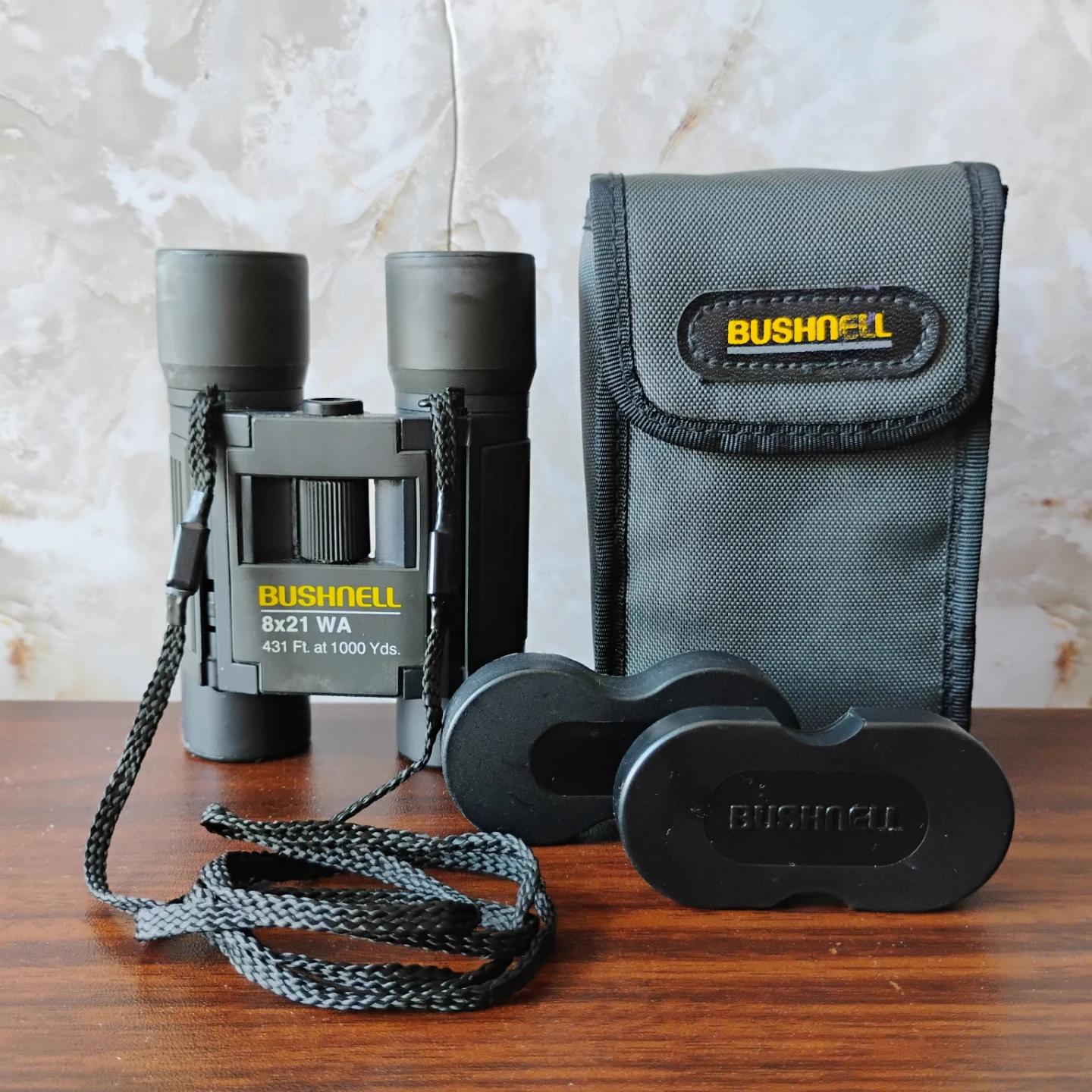 BINOCULARS - BUSHNELL 8 X 21 WIDE ANGLE 431 FT. @ 1000 YDS.