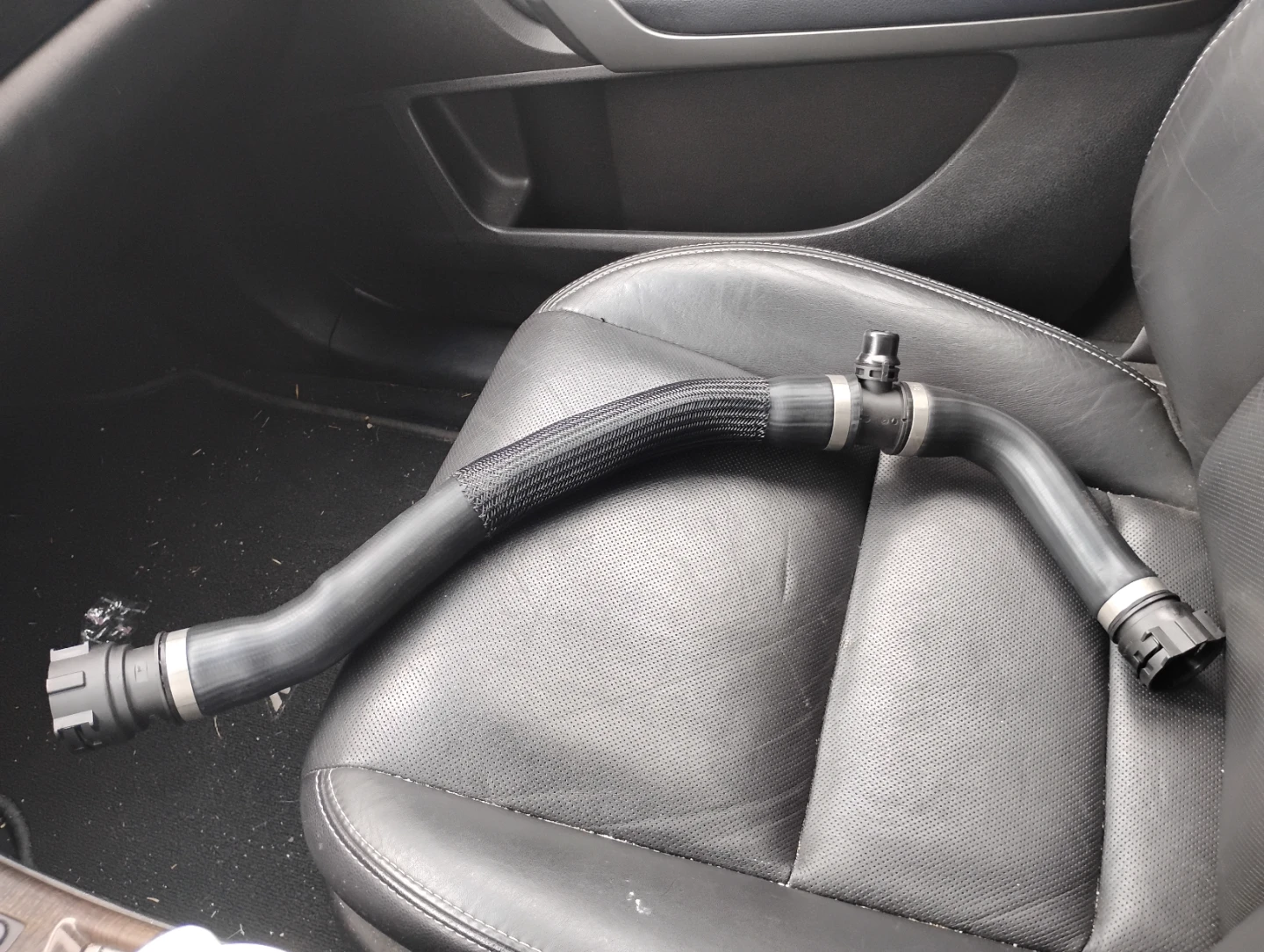 A-Premium Upper Radiator Hose
