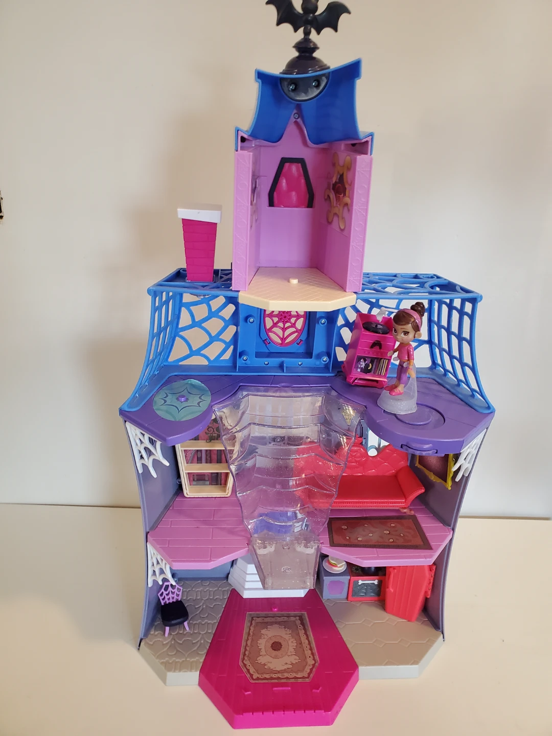 Disney Jr. Vampirina Scare B&B Doll Play House Mansion - photo 4